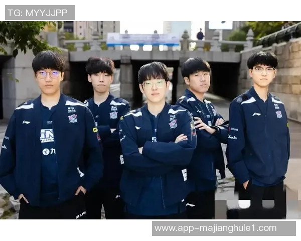 高校联赛中LNG战队意识表现分析与战术探讨